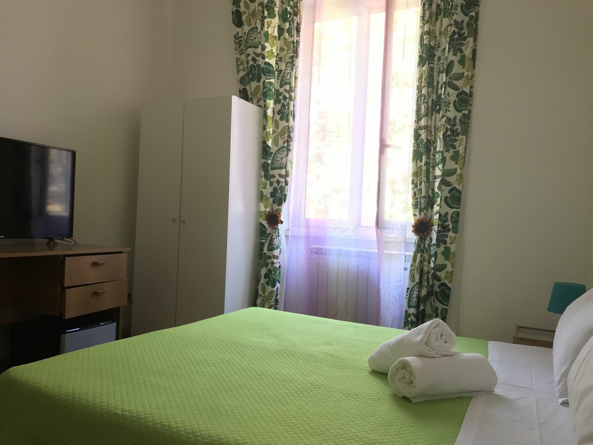 Giuly Guesthouse Rom Exterior foto